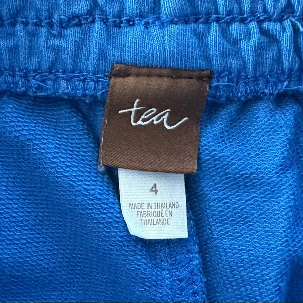 Drawstring Shorts - Picture 3 of 3
